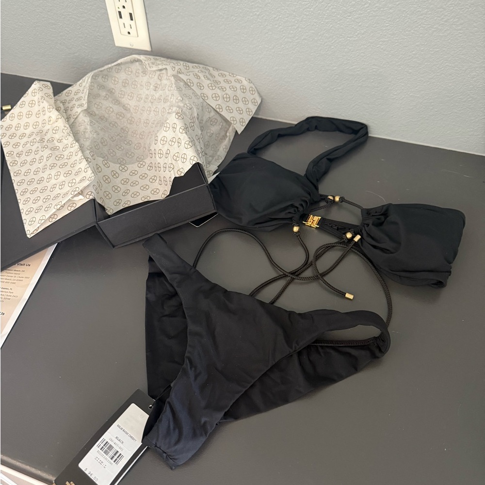 Chic Black Bikini Set